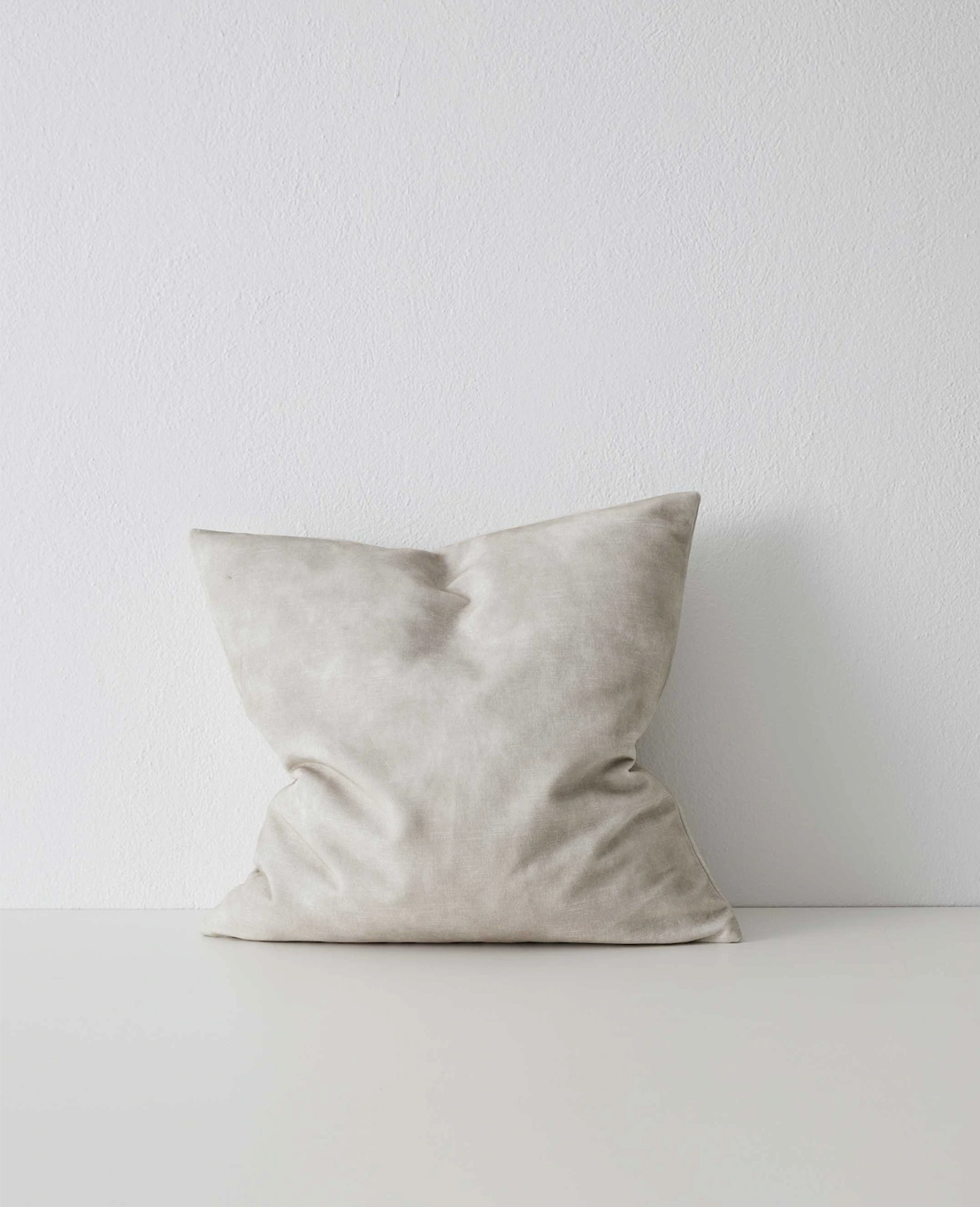 Classic Velvet - Ivory